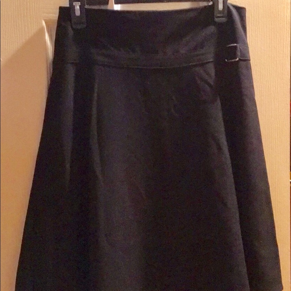 Juniors Flare Skirt in black